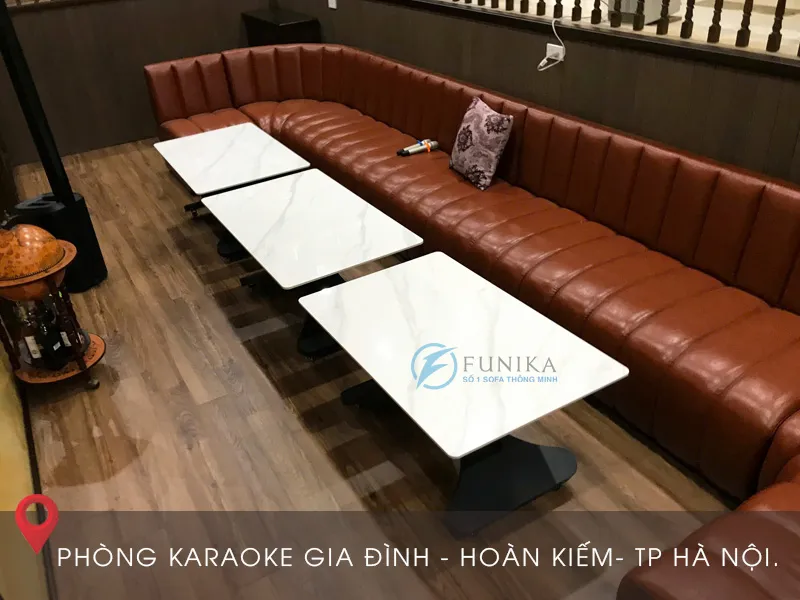 Bàn trà H3001 tại phòng Hát Karaok gia đình ở Hoàn Kiếm HN