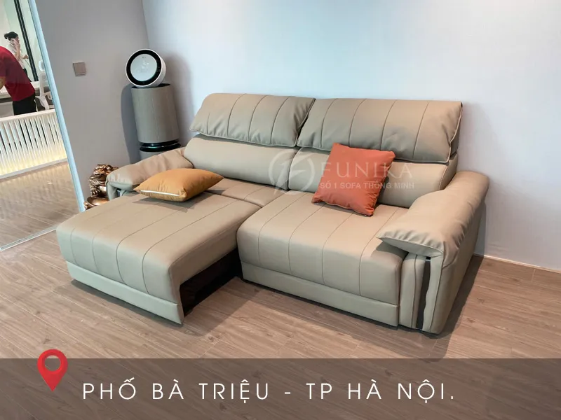 Ghế sofa da thật điều khiển tự động F807 ở trạng thái mở 1 ngăn phố Bà Triệu Hà Nội.