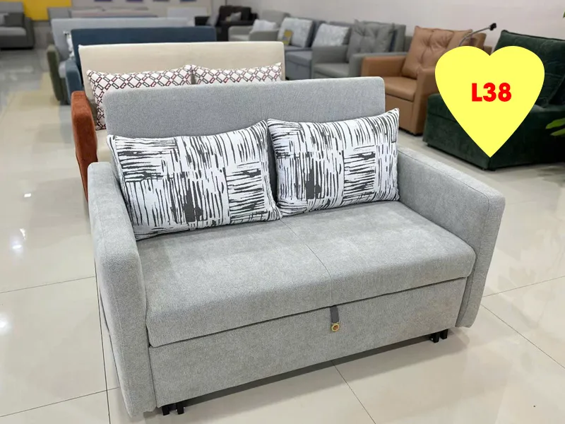 Ghế sofa giường kéo L38 cao cấp nhập khẩu ở trạng thái ghế ngồi.