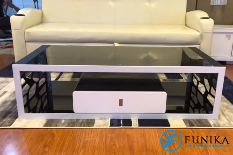 kệ tivi nhập khẩu 528