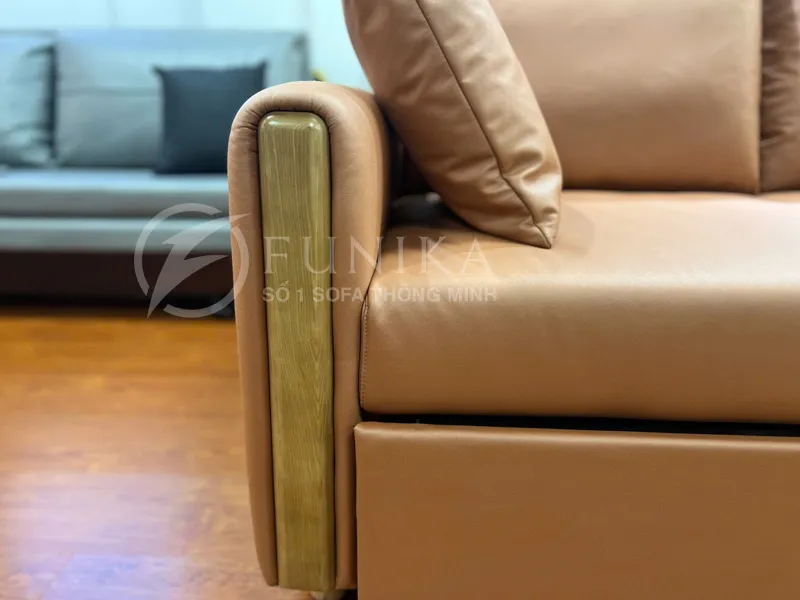 Cận cảnh tay ghế sofa giường kéo 297 rất mạnh mẽ và sang trọng.