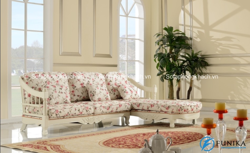 Nhẹ nhàng và thanh thoát, đó chính là những từ để miêu tả dòng sofa cổ điển họa tiết hoa này