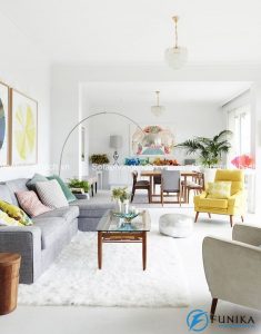Chiếc ghế sofa phòng khách màu vàng mang đến sức sống mới cho không gian