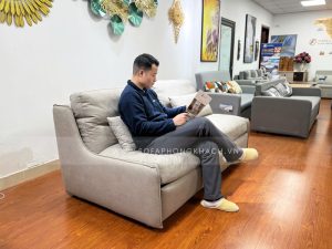 Ghế sofa giường gấp gọn 307 ở trạng thái ghế ngồi tiêp khách.